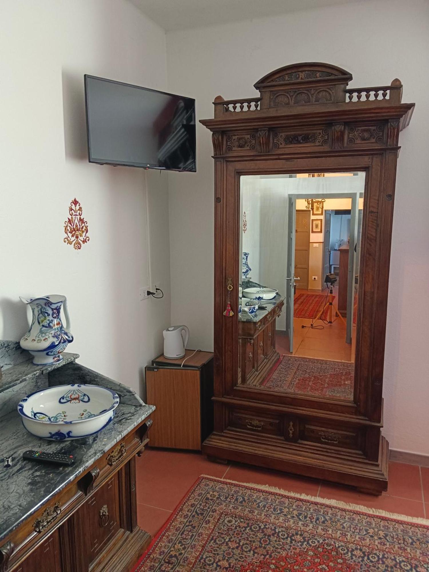 La Maison Rouge Crespellano Ngoại thất bức ảnh